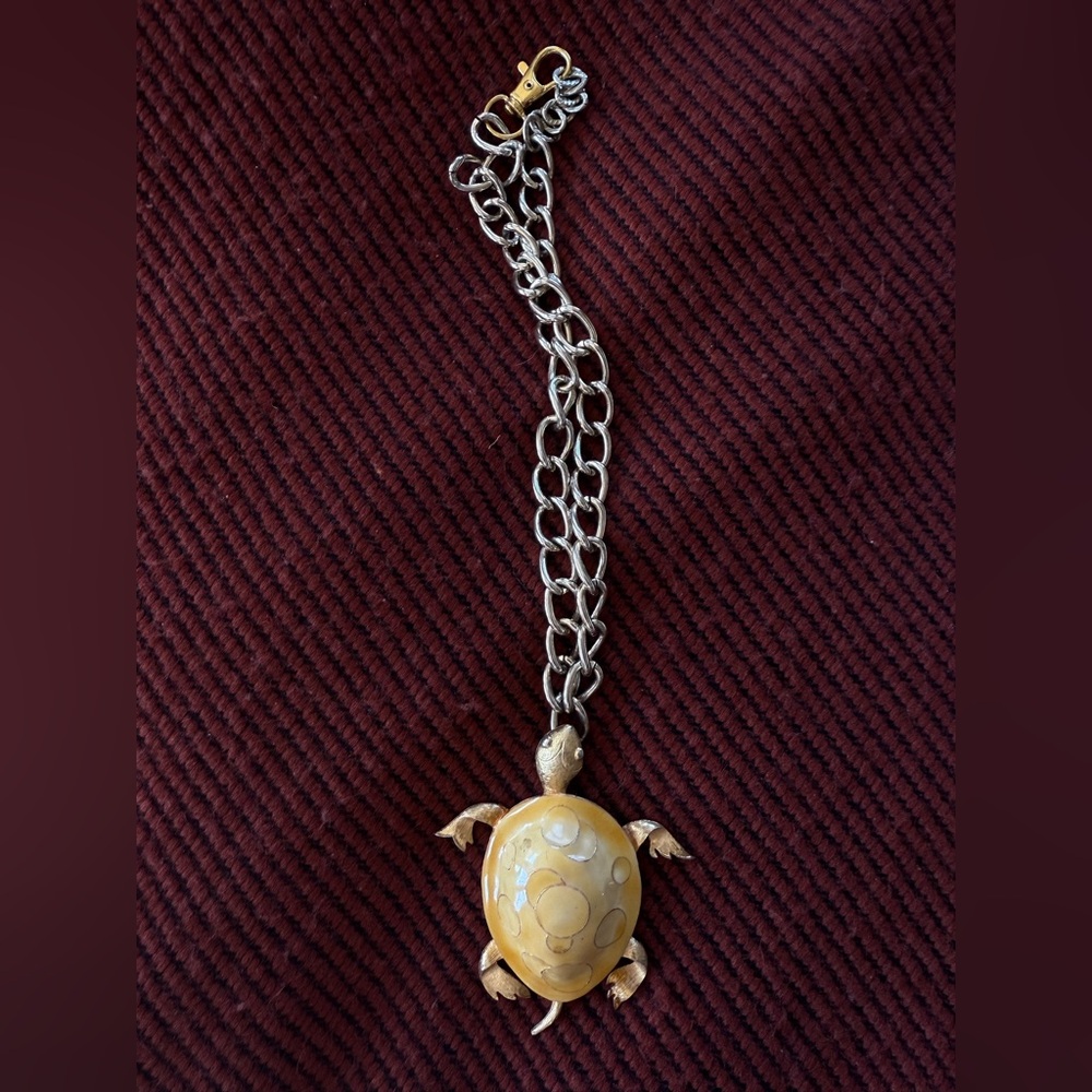 Vintage enamel Turtle Pendant Necklace with Silver Chain